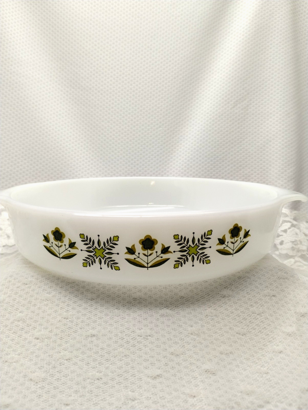 Vintage 1970s Anchor Hocking Round Glass Casserole Dish Floral Green Yellow